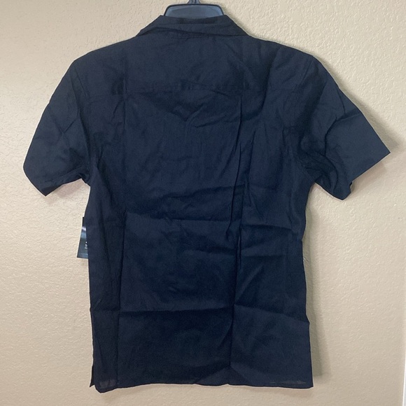 Men’s INC International Concepts Deep Black Island Breeze Button Down Shirt - Picture 6 of 9